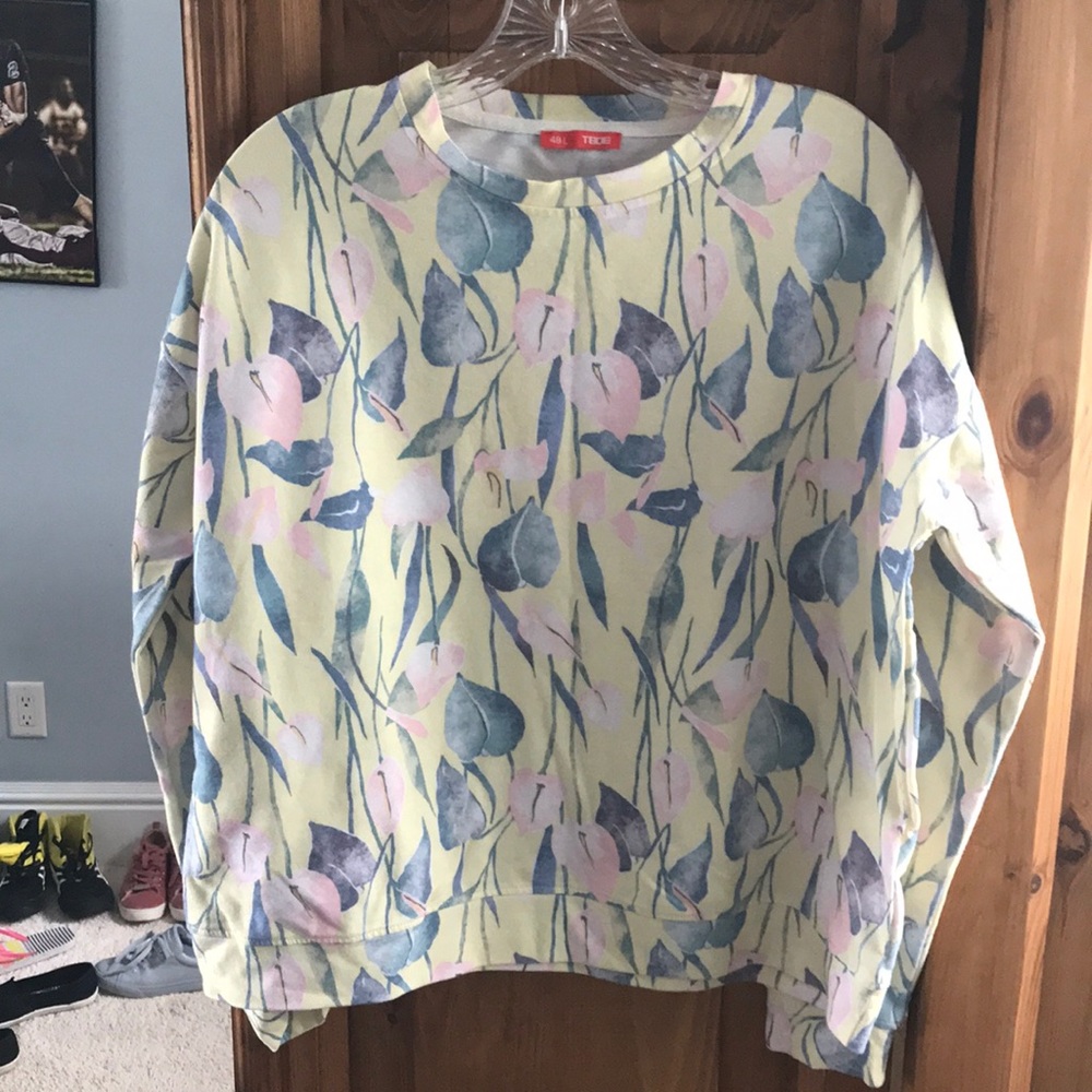 Brand New awesome sweatshirt